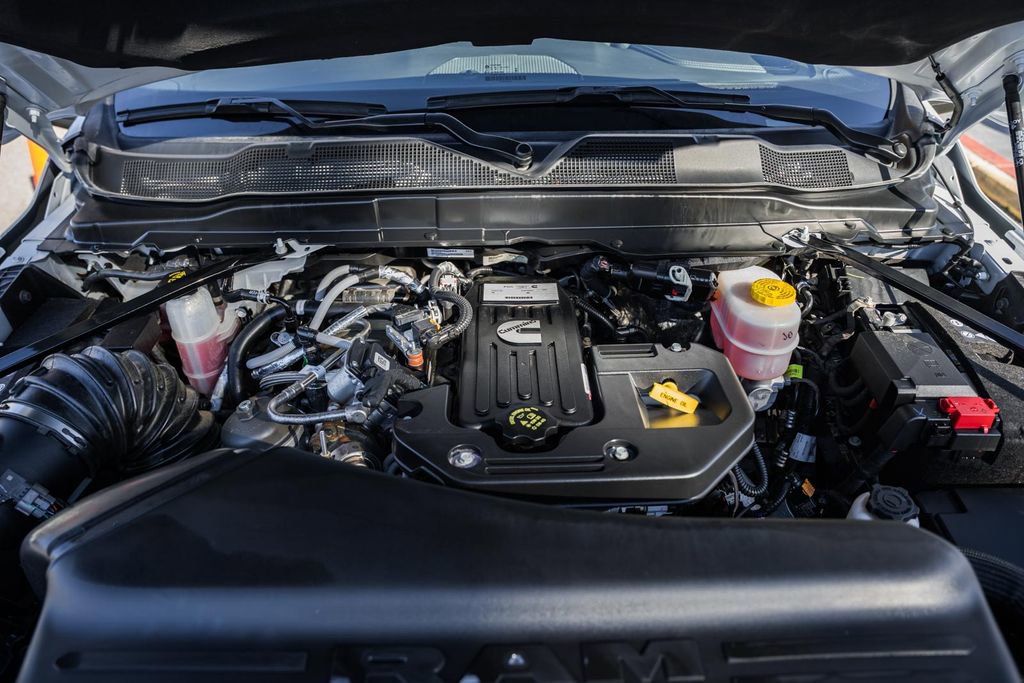 Used 2025 RAM 2500 Laramie image 29