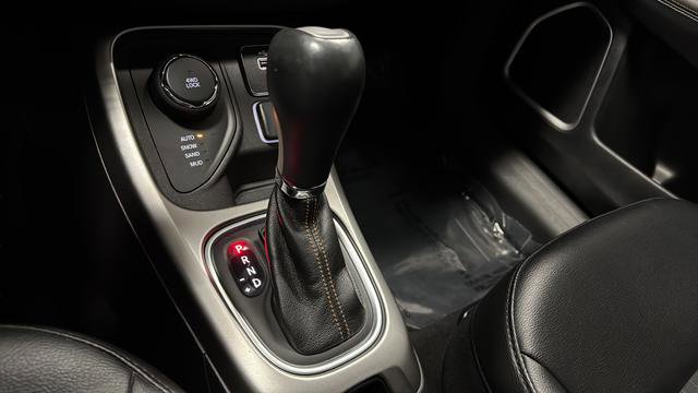 Used 2019 Jeep Compass Latitude w/ Popular Equipment Group image 18