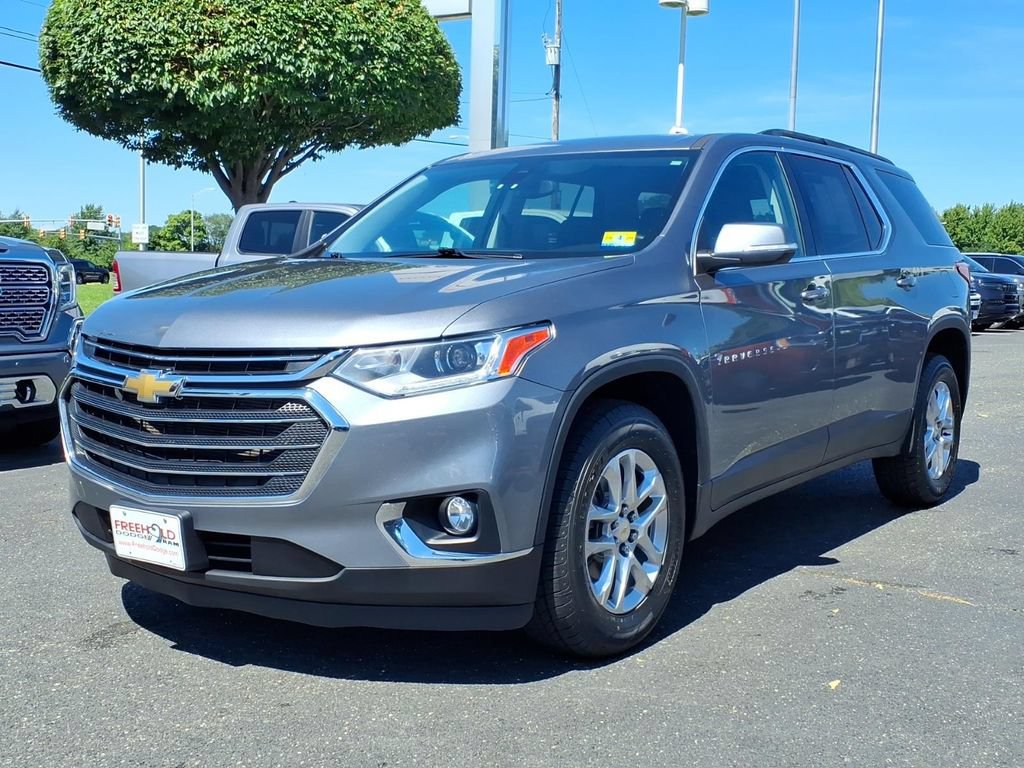 Used 2021 Chevrolet Traverse LT AWD/4WD image 3