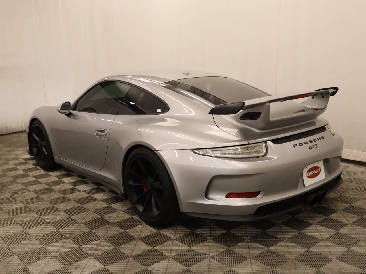 Used 2015 Porsche 911 GT3 RWD image 3