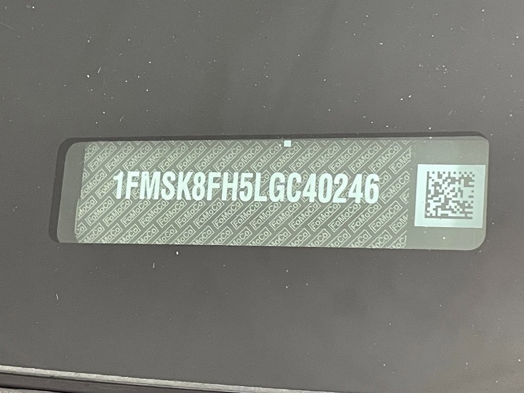 Used 2020 Ford Explorer Limited w/ Class III Trailer Tow Package image 28