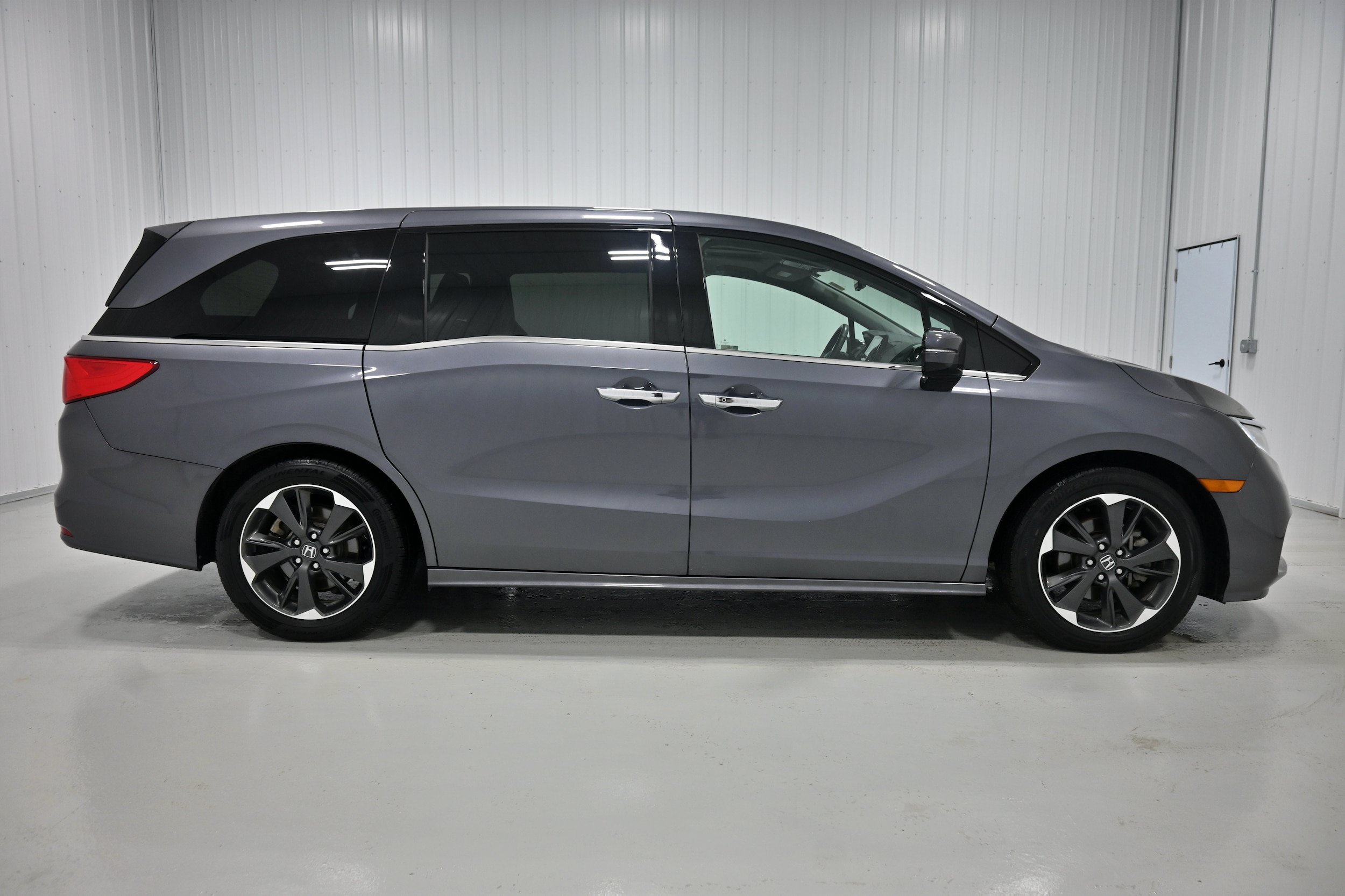 Used 2022 Honda Odyssey Elite image 42