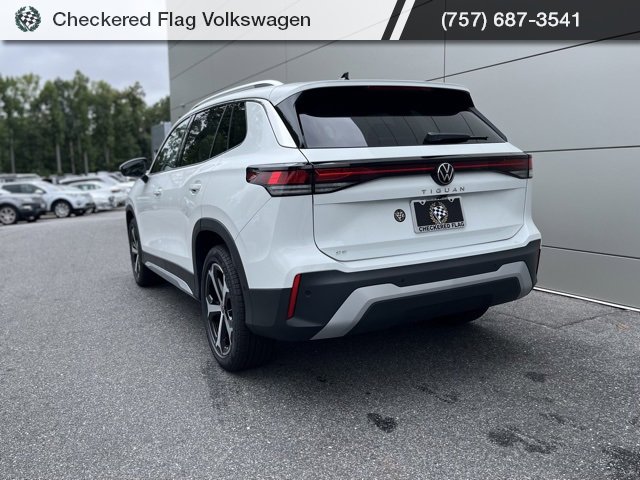 New 2025 Volkswagen Tiguan SE image 15