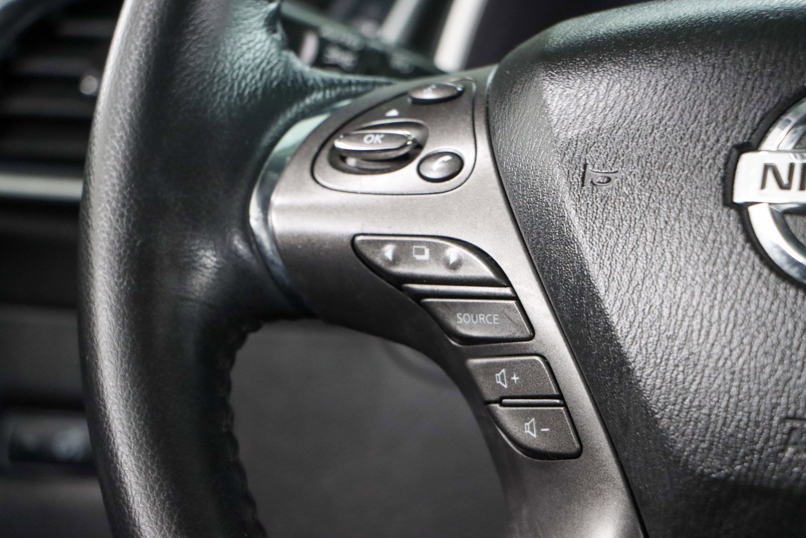 Used 2020 Nissan Murano SL w/ Cargo Package image 13