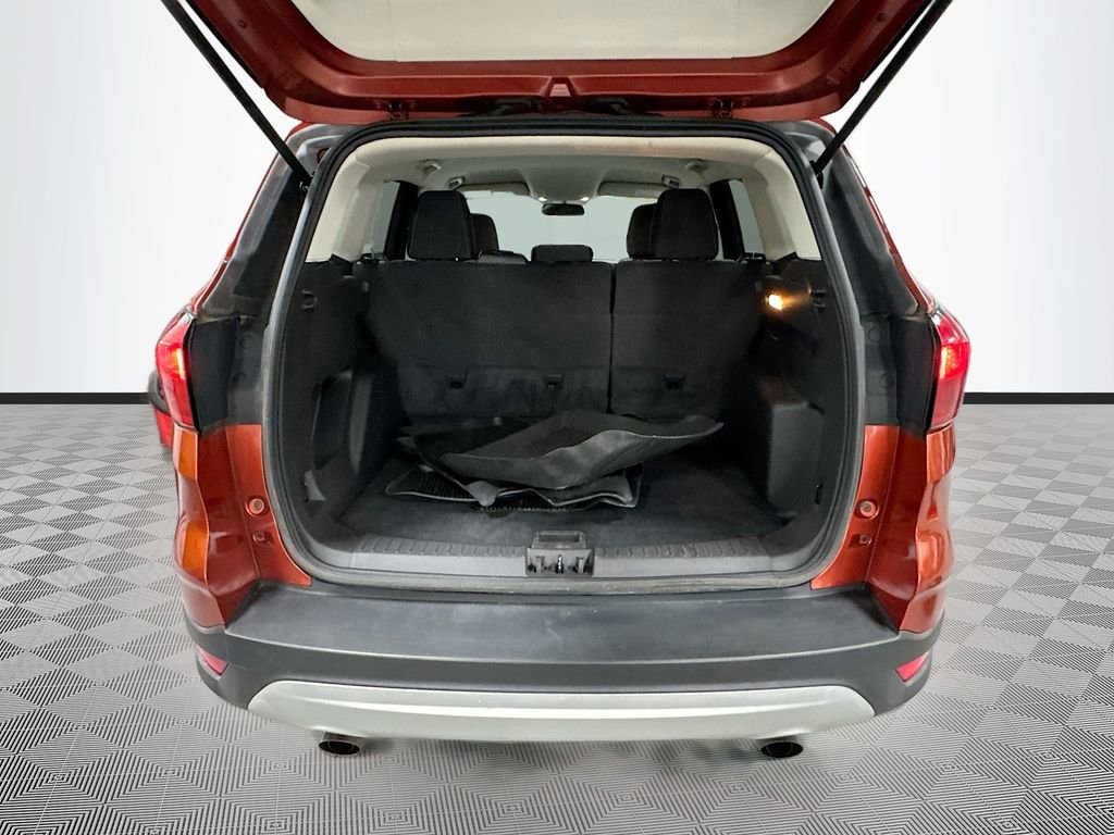 Used 2019 Ford Escape SE image 27