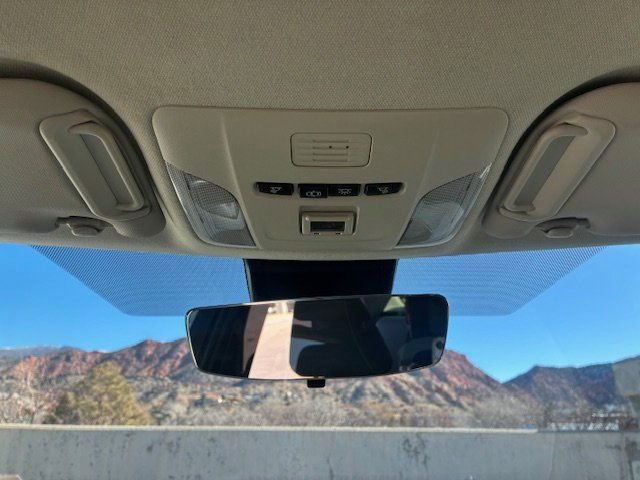 Used 2021 Toyota Corolla LE image 16