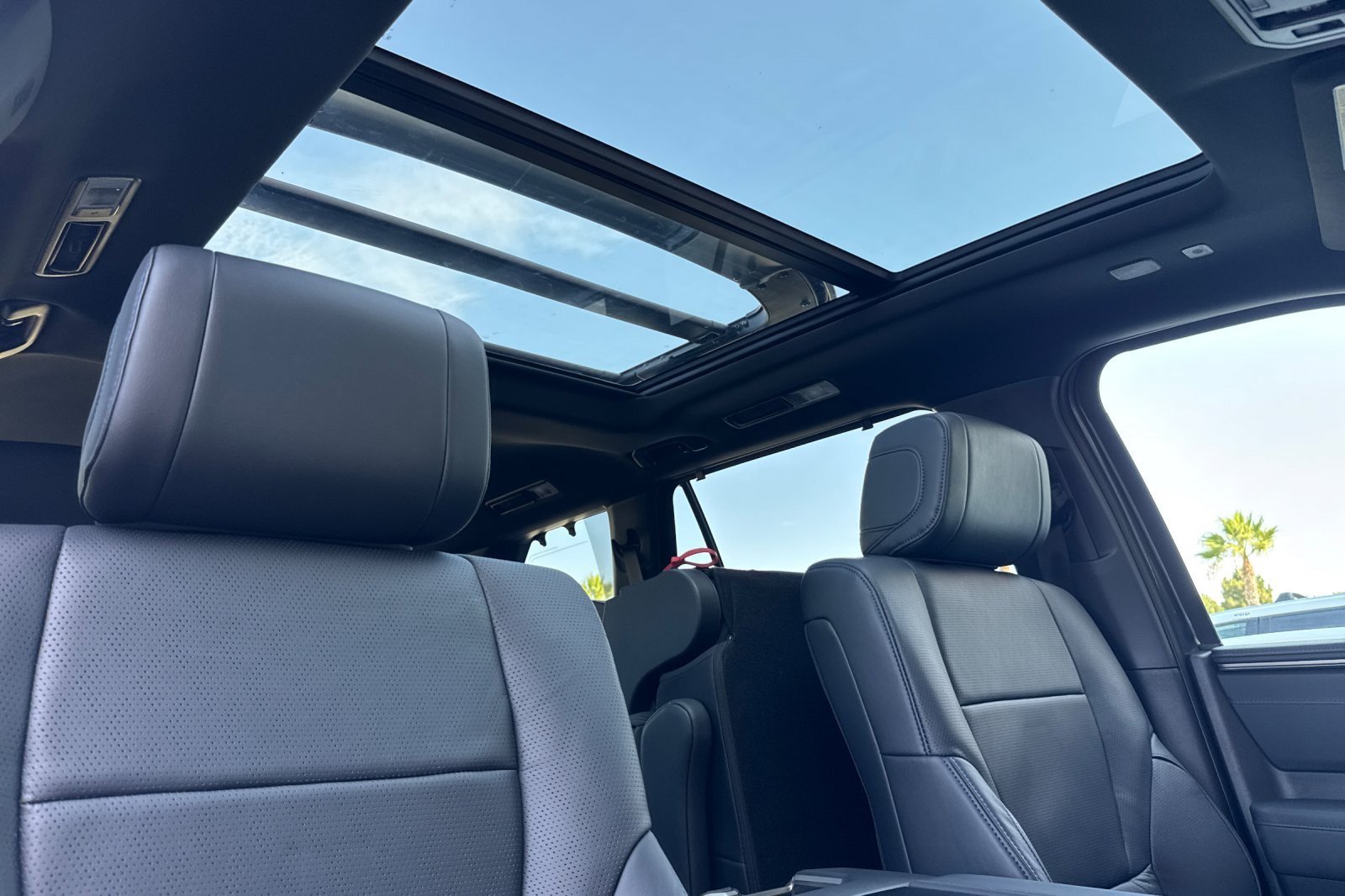 New 2026 Toyota Sequoia Platinum AWD/4WD image 17