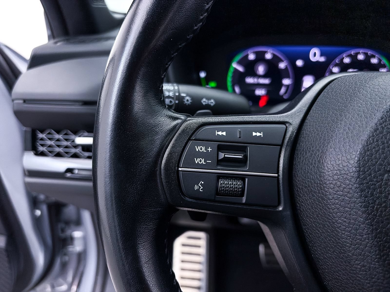 Used 2023 Honda Accord Sport image 32
