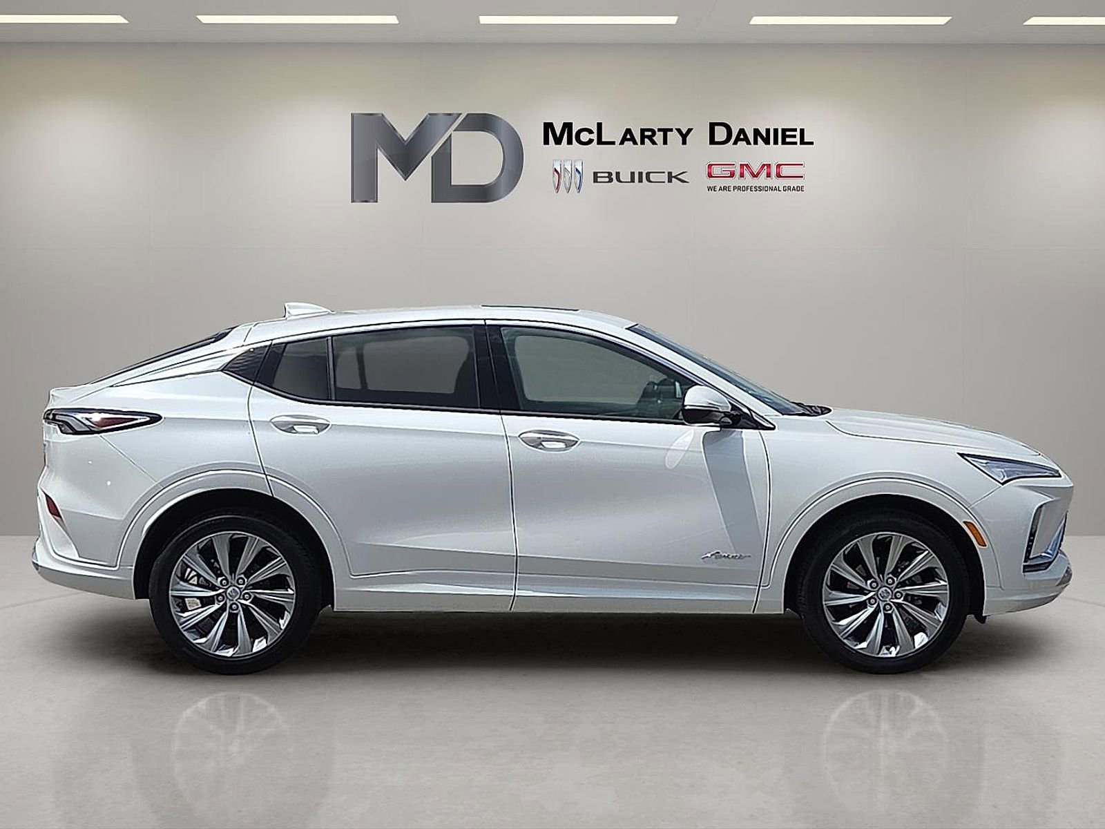 Used 2025 Buick Envista Avenir FWD image 6