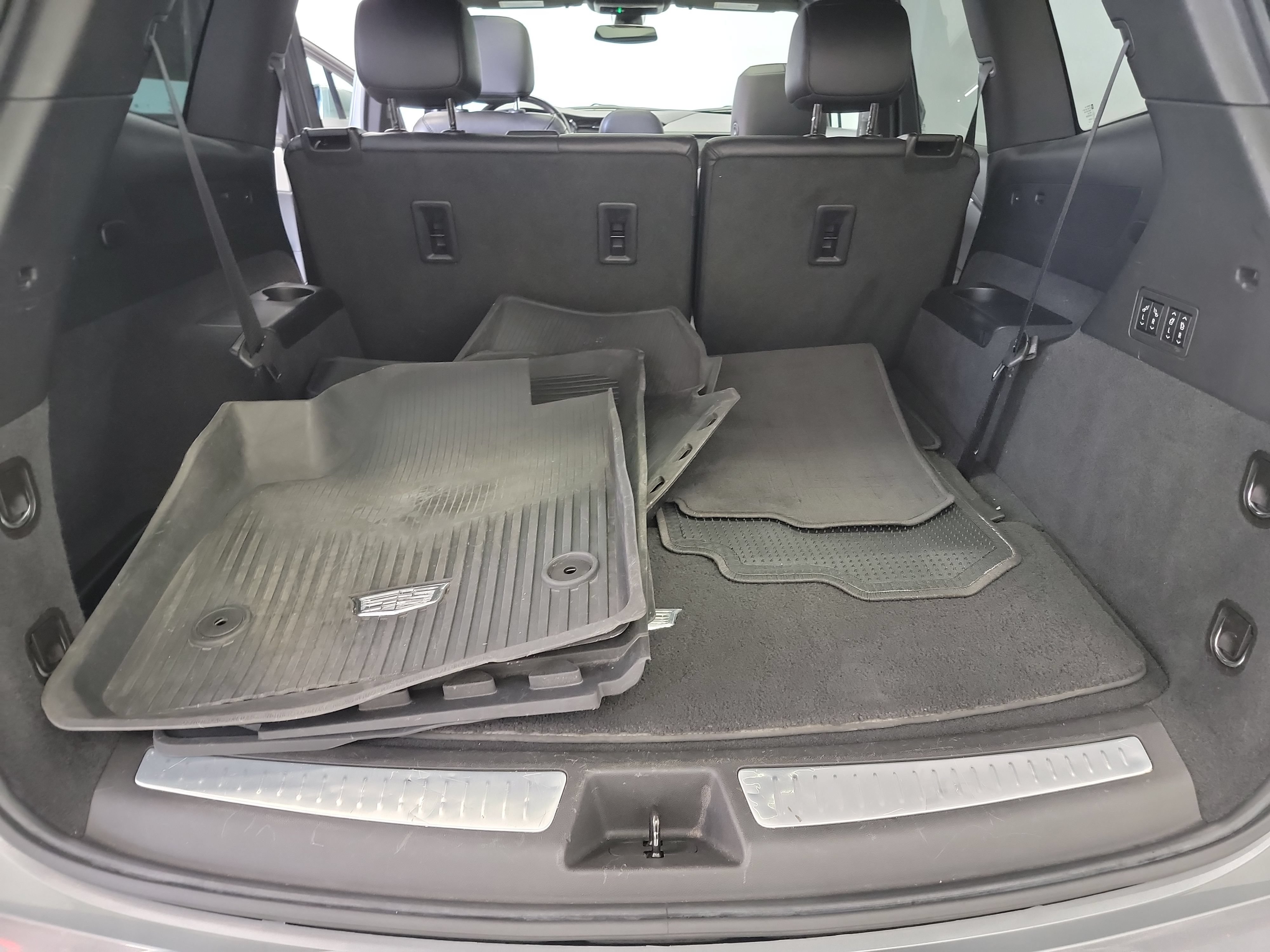 Used 2020 Cadillac XT6 Premium Luxury FWD image 26
