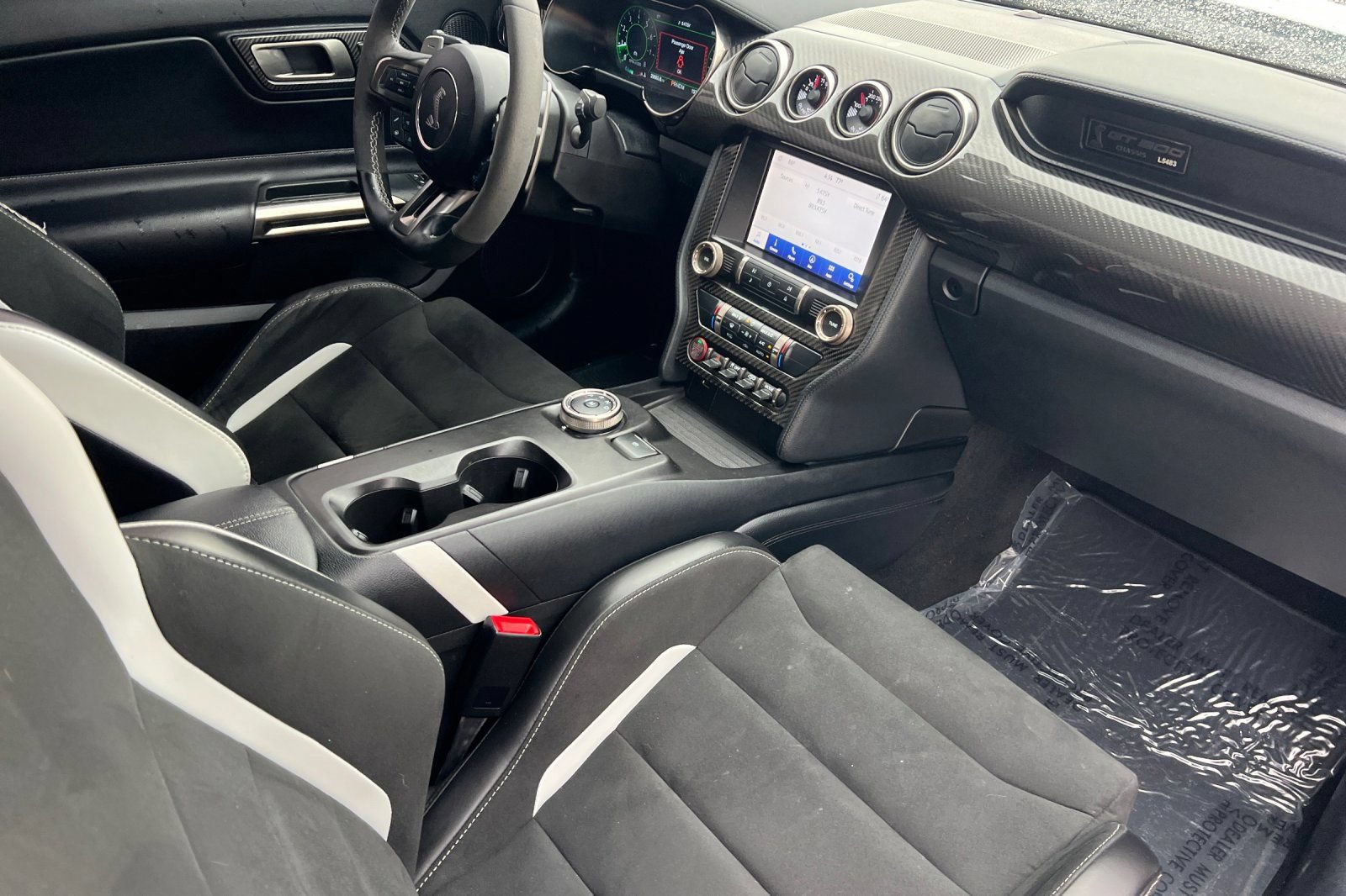 Used 2020 Ford Mustang Shelby GT500 w/ Technology Package RWD image 15