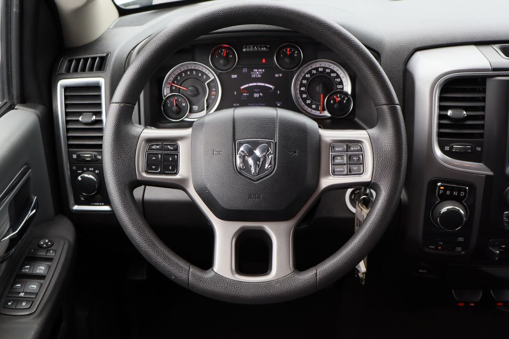 Used 2022 RAM 1500 Classic SLT w/ Electronics Group AWD/4WD image 14