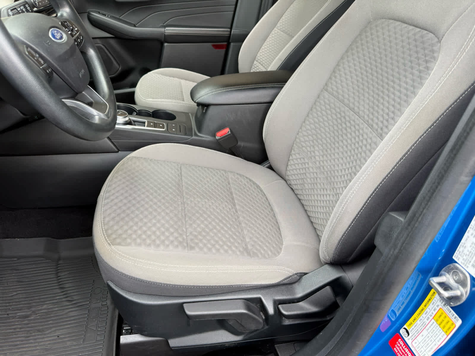 Used 2021 Ford Escape SE AWD/4WD image 4