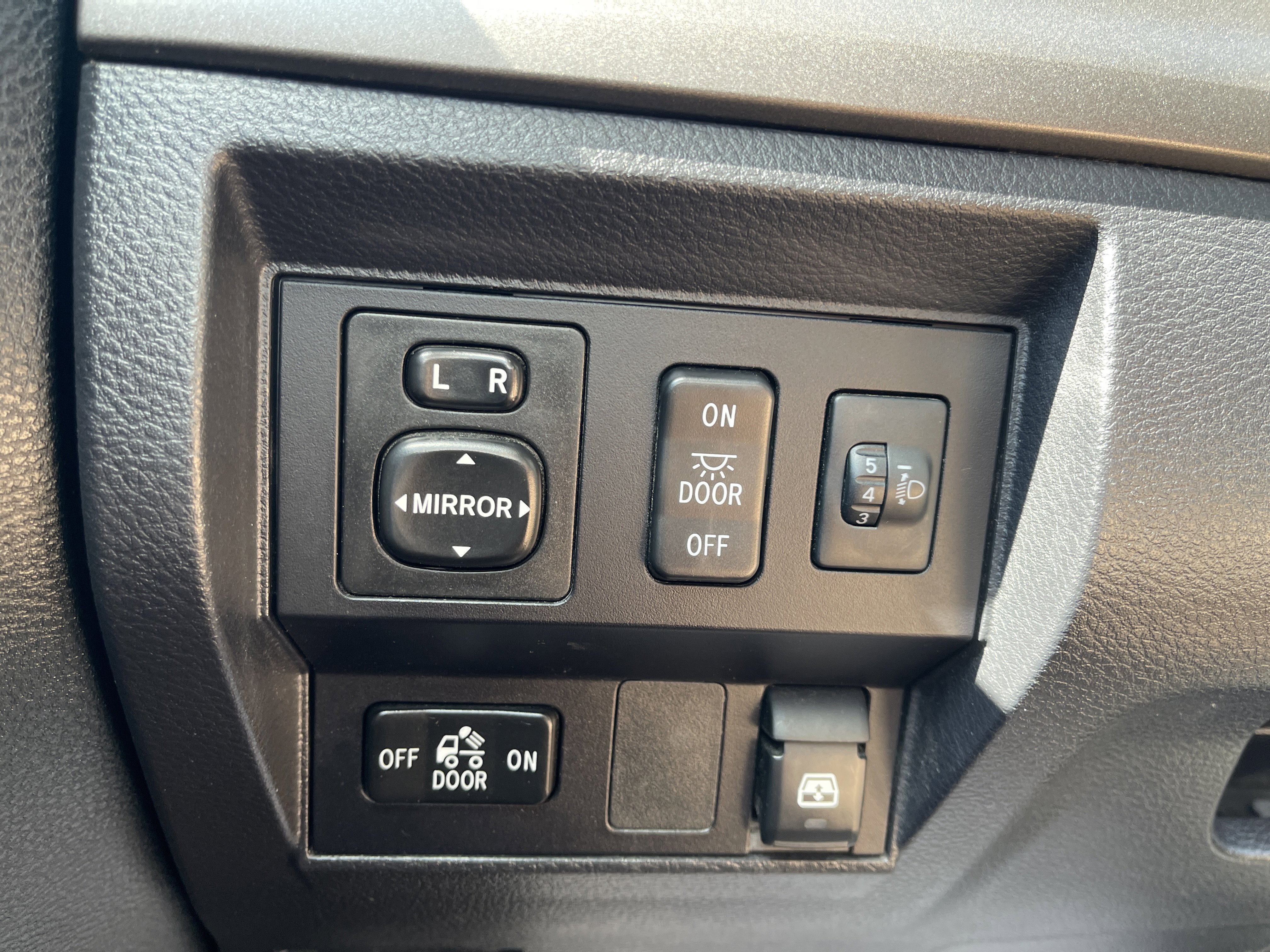 Used 2017 Toyota Tundra TRD Pro image 21