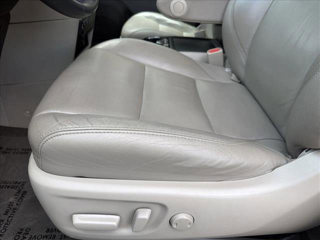 Used 2017 Toyota Sienna XLE Premium image 14