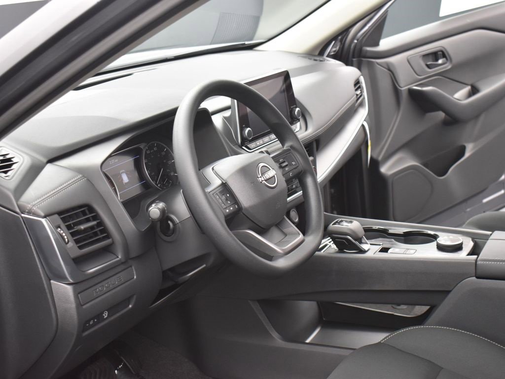 New 2026 Nissan Rogue S image 7
