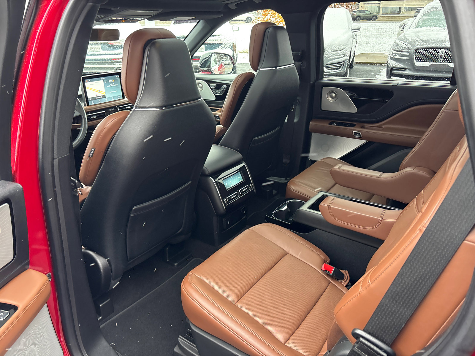 Used 2020 Lincoln Aviator Reserve w/ Equipment Group 202A image 29