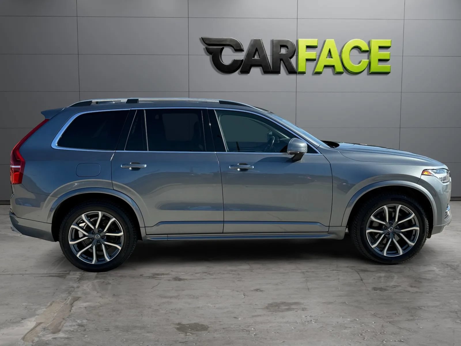 Used 2019 Volvo XC90 T5 Momentum w/ Multimedia Package AWD/4WD image 13