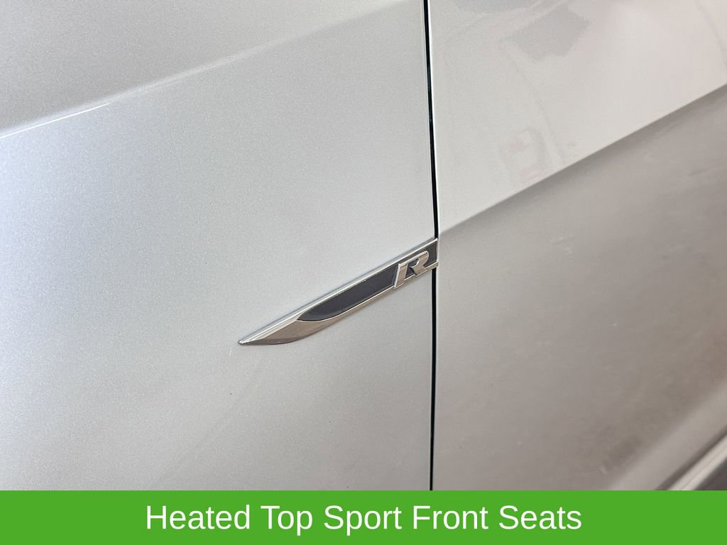 Used 2016 Volkswagen Golf 4-Door image 20