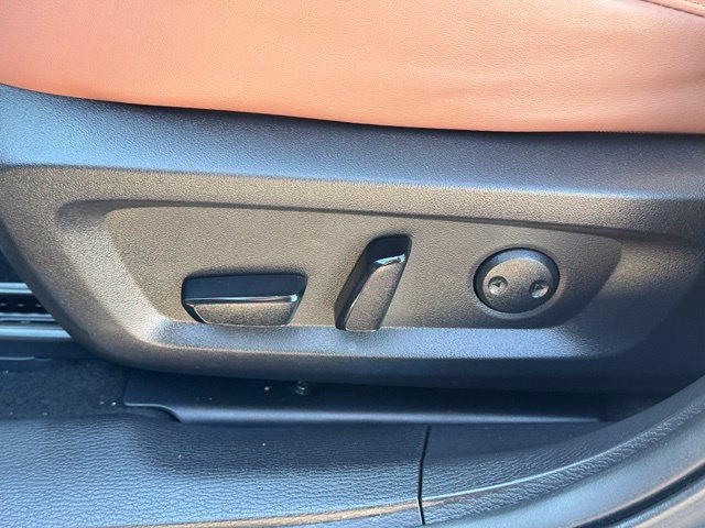 Used 2026 Mitsubishi Outlander SEL FWD image 9