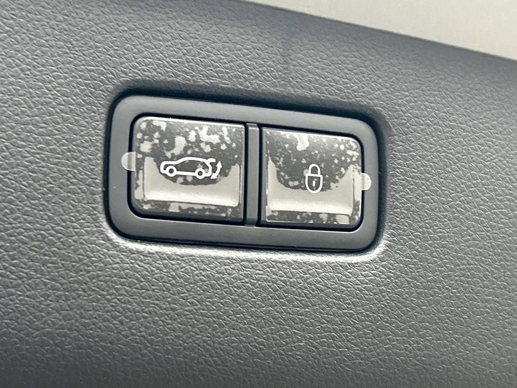 New 2026 Genesis GV70 2.5T Advanced image 13