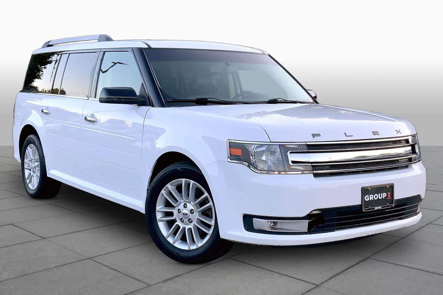 Used 2018 Ford Flex SEL w/ Equipment Group 202A AWD/4WD image 3
