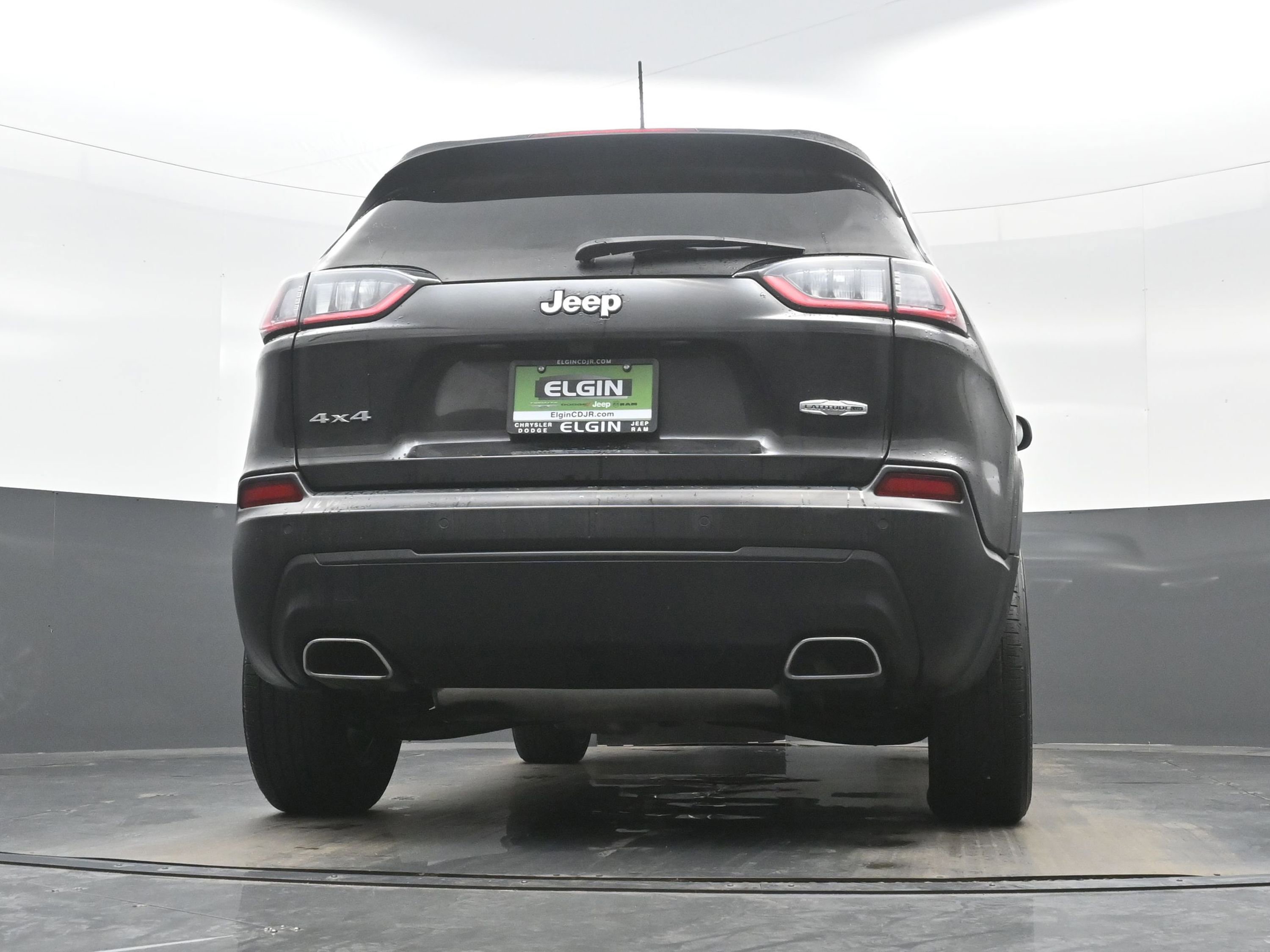 Used 2021 Jeep Cherokee Latitude Lux w/ Mopar Interior Package image 28