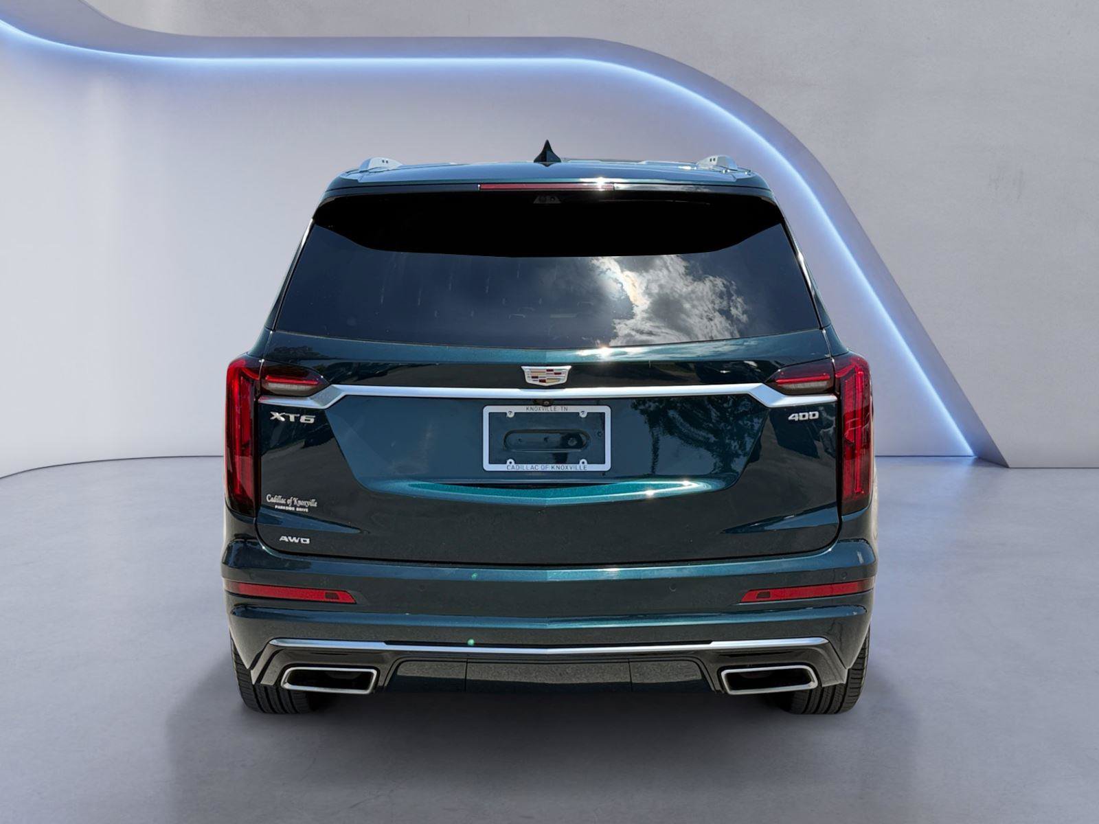 Used 2024 Cadillac XT6 Premium Luxury w/ Platinum Package AWD/4WD image 4