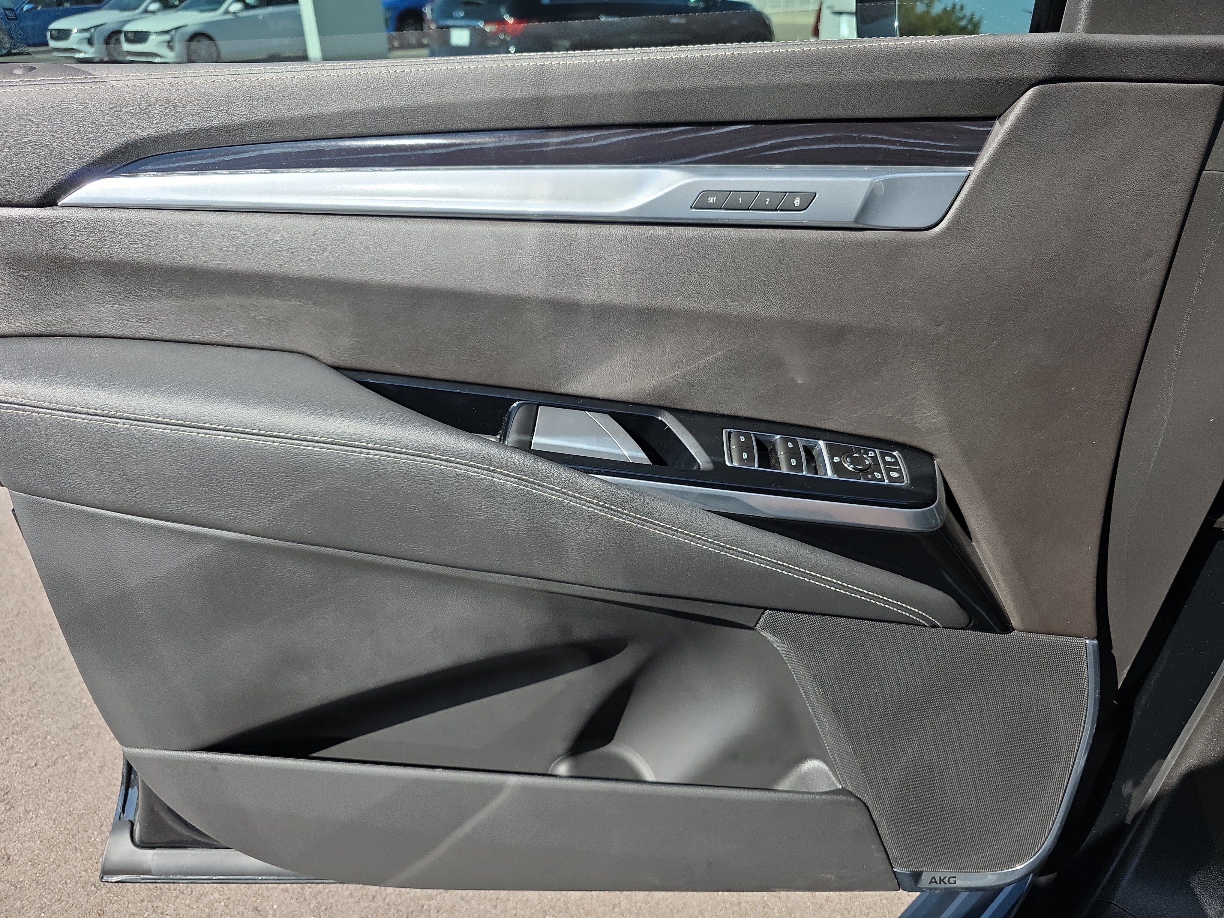 Used 2025 Cadillac Escalade Sport w/ Touring Package AWD/4WD image 18
