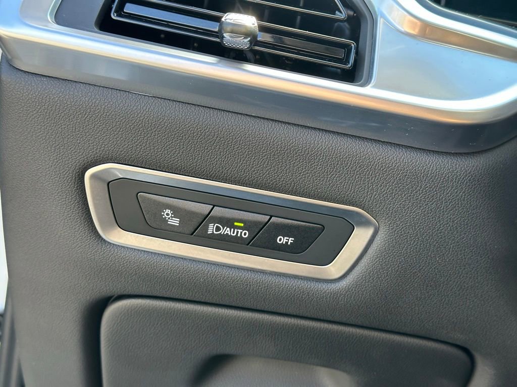 Certified 2024 BMW X7 xDrive40i w/ Premium Package image 24