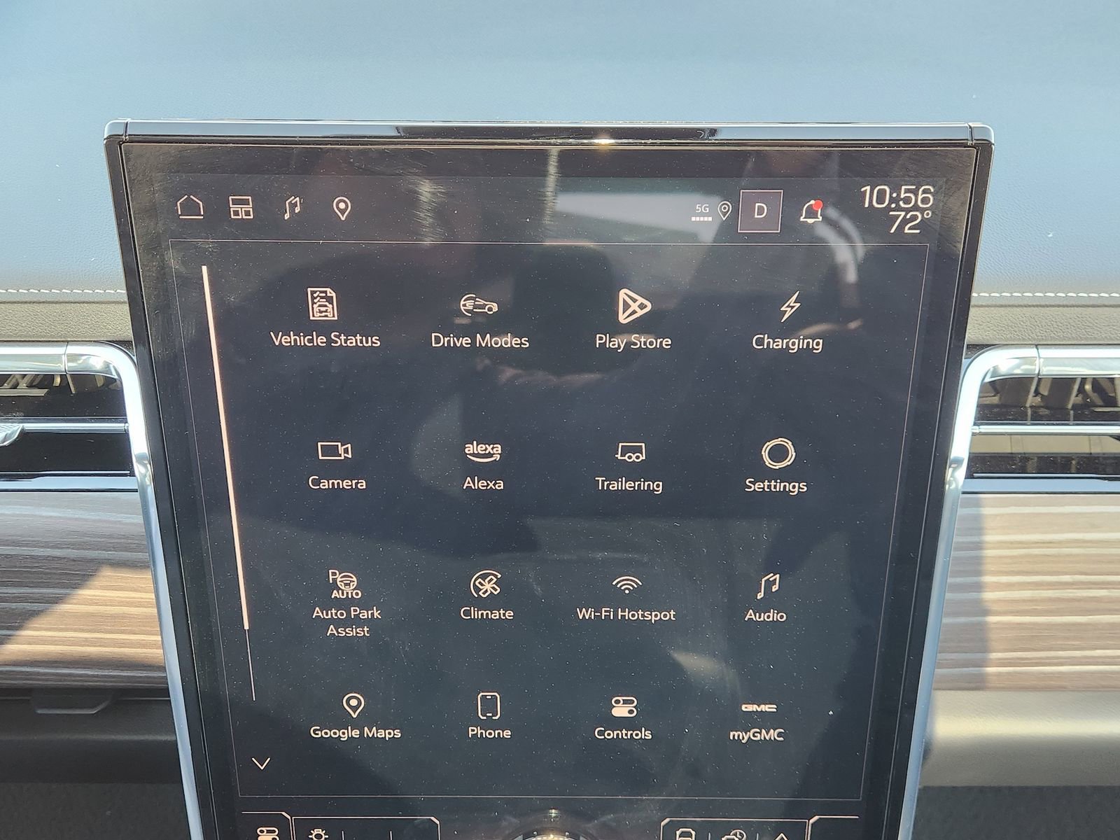 New 2025 GMC Sierra EV Denali AWD/4WD image 19