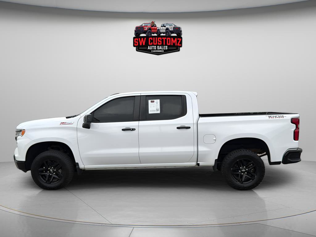 Used 2023 Chevrolet Silverado 1500 LT Trail Boss w/ Protection Package AWD/4WD image 4
