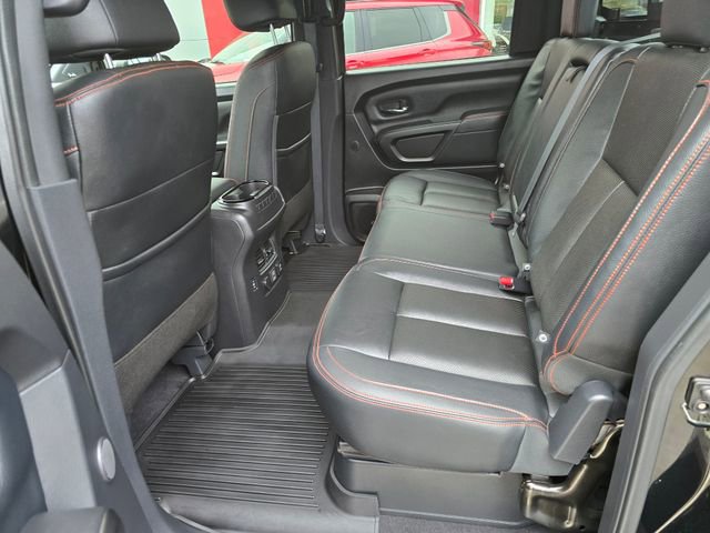 Used 2022 Nissan Titan PRO-4X w/ Pro-4x Convenience Package AWD/4WD image 14