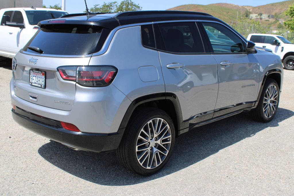 Used 2023 Jeep Compass Limited w/ Elite Group image 4