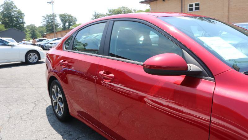 Used 2020 Kia Forte LXS FWD image 3