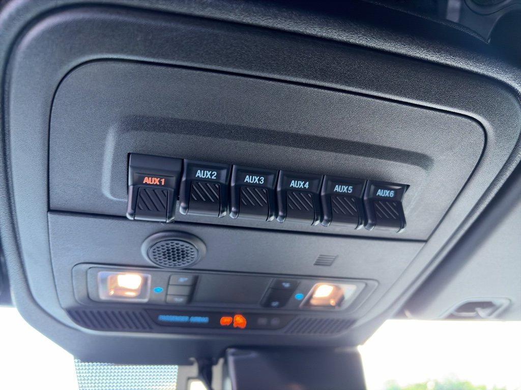 Used 2023 Ford Bronco Wildtrak image 14