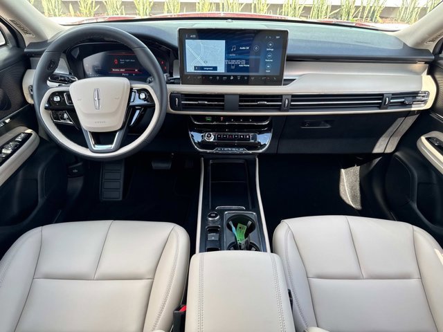 New 2025 Lincoln Corsair FWD image 24