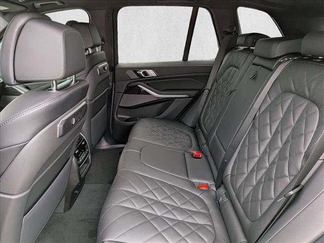 New 2026 BMW X5 sDrive40i image 17