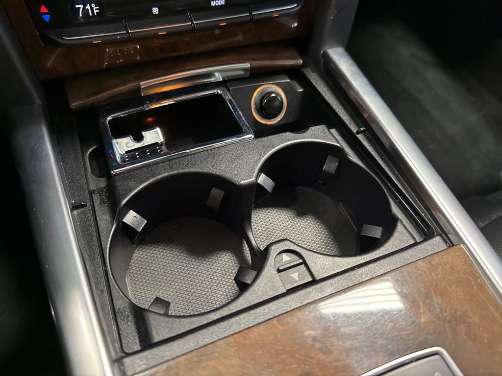 Used 2014 Mercedes-Benz E 350 4MATIC Sedan image 23