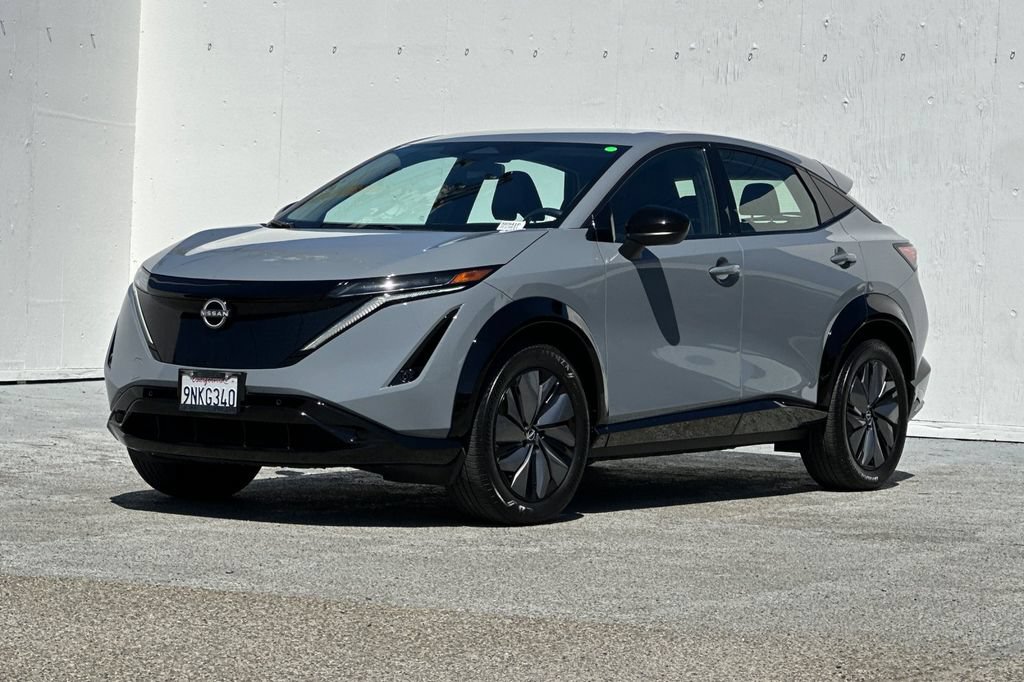 Used 2024 Nissan Ariya AWD image 7