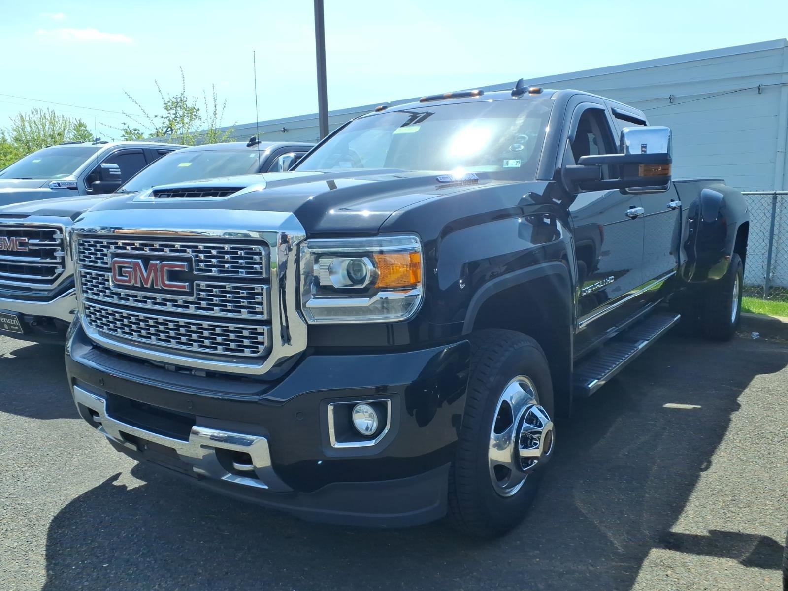 Used 2018 GMC Sierra 3500 Denali w/ Duramax Plus Package AWD/4WD image 6