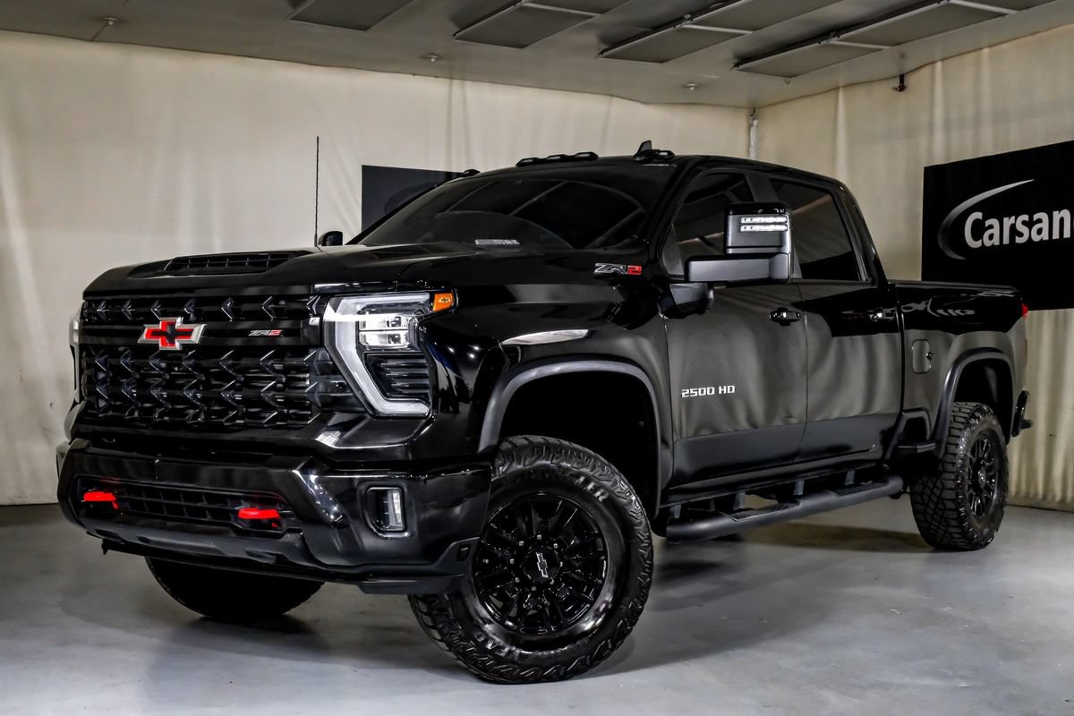 Used 2024 Chevrolet Silverado 2500 ZR2 AWD/4WD image 4