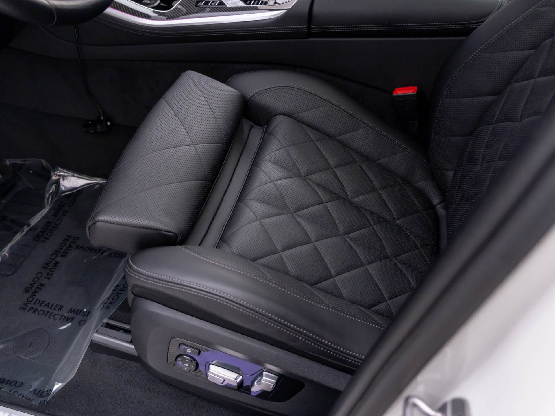 Used 2024 BMW X5 M60i w/ Climate Comfort Package AWD/4WD image 14