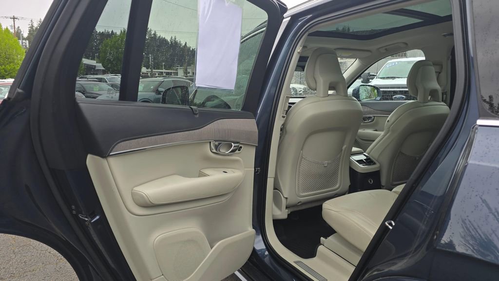 Used 2020 Volvo XC90 T8 Inscription AWD/4WD image 15