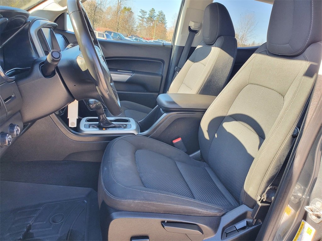 Used 2015 Chevrolet Colorado LT w/ LT Convenience Package image 6