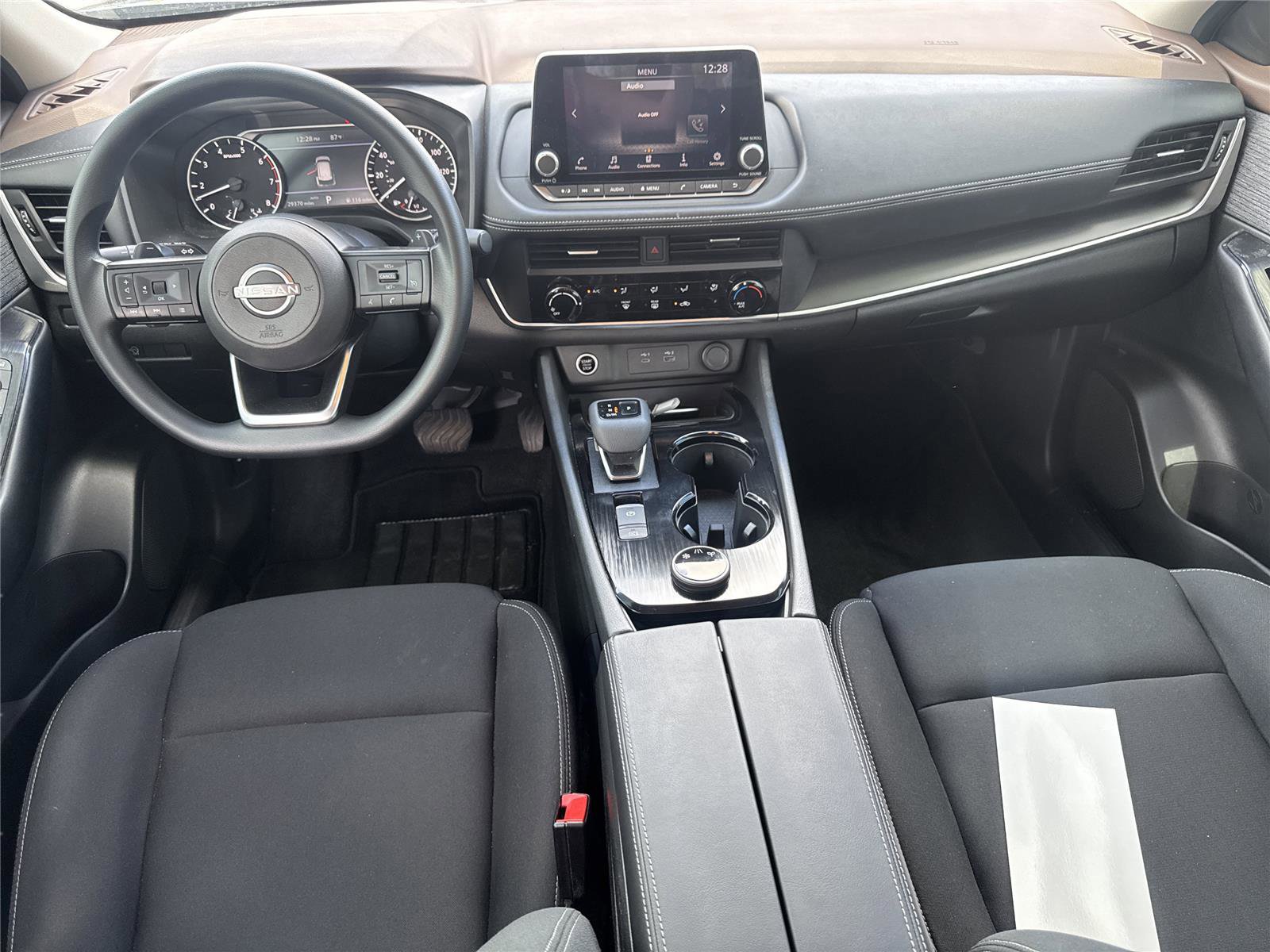 Used 2023 Nissan Rogue S image 22