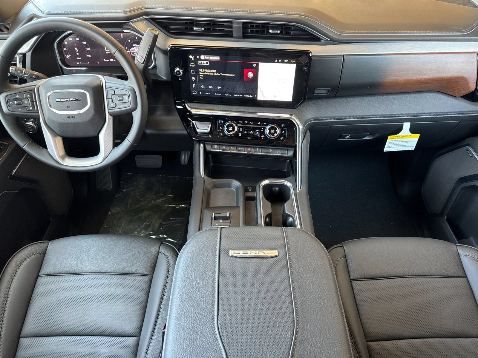 New 2026 GMC Sierra 3500 Denali w/ Denali Reserve Package AWD/4WD image 13