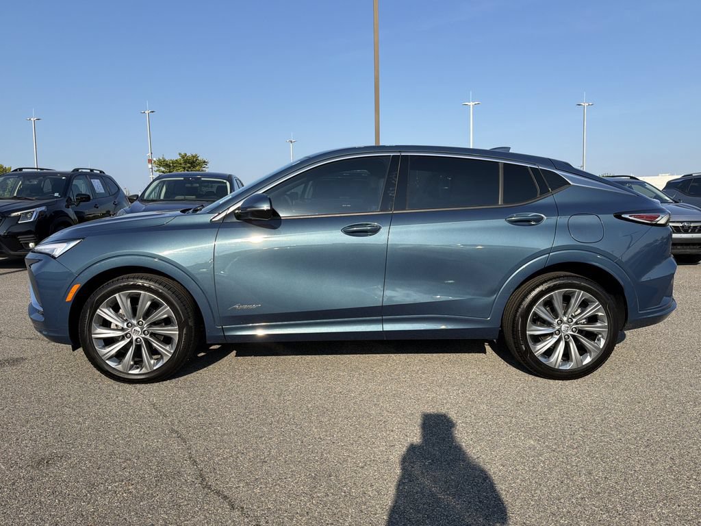 Used 2024 Buick Envista Avenir FWD image 2