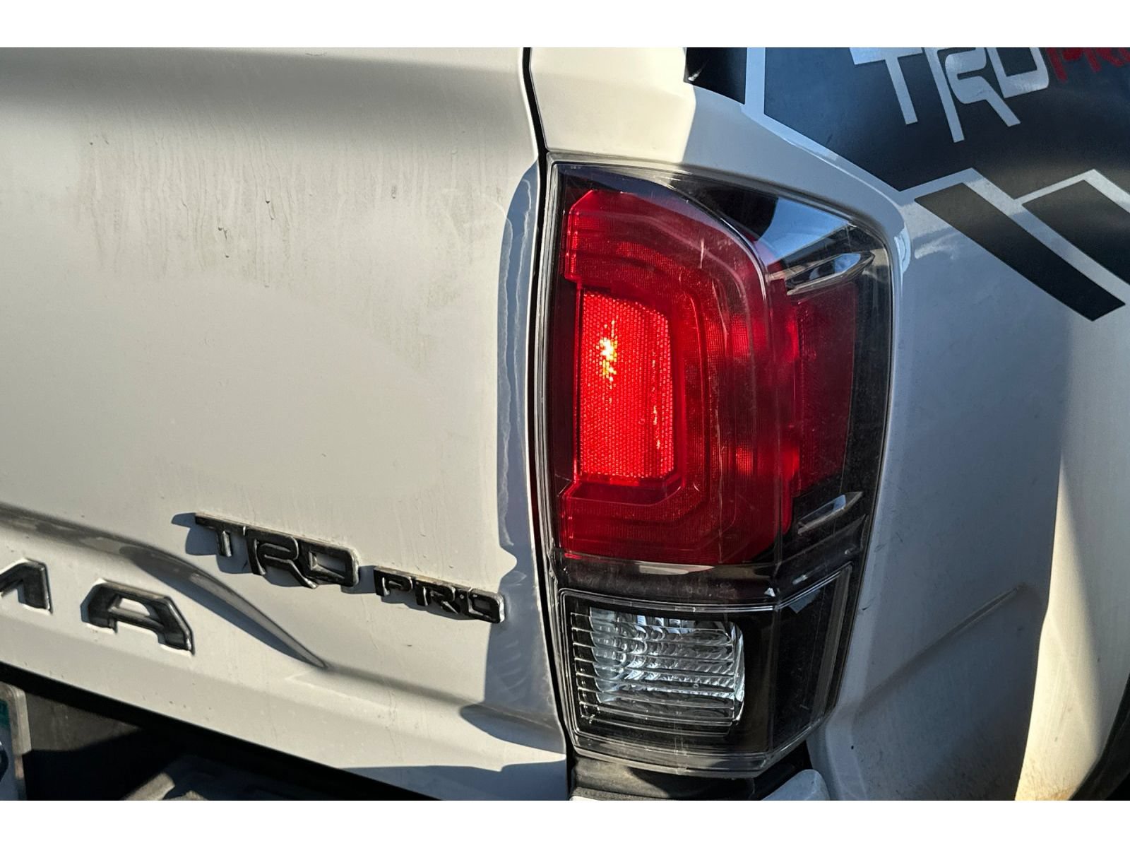 Used 2018 Toyota Tacoma TRD Pro AWD/4WD image 7