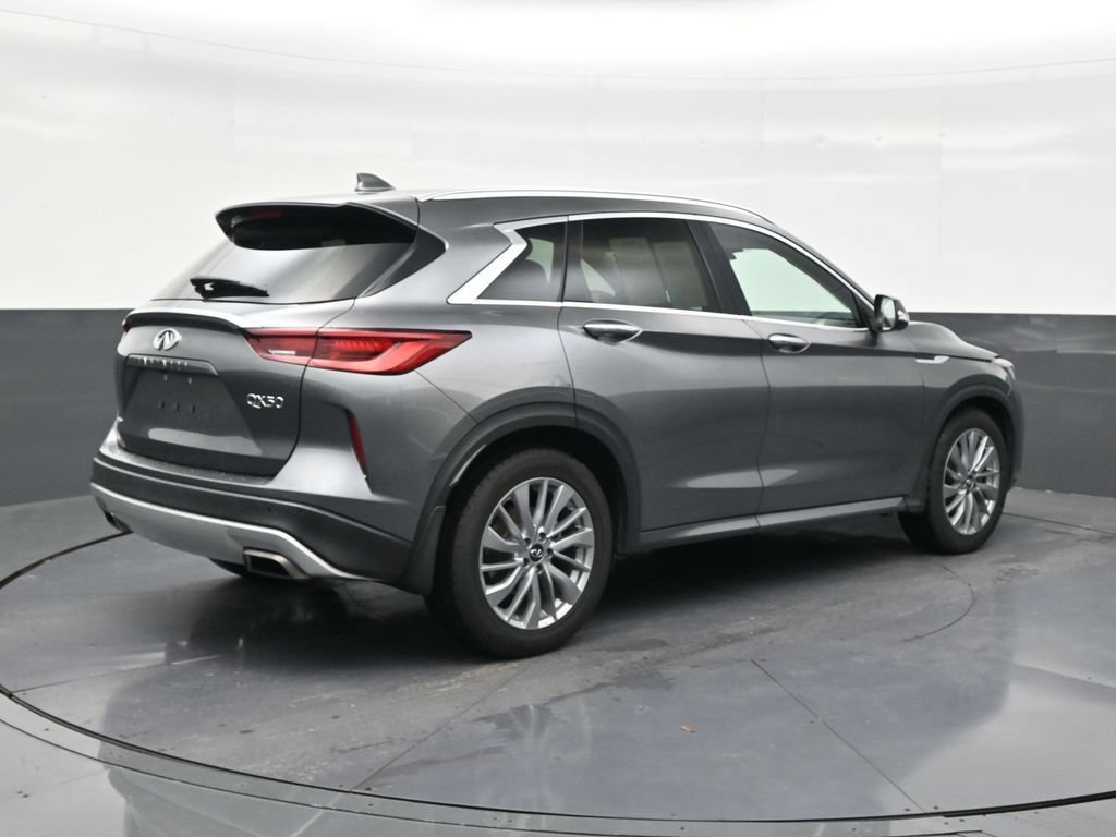 Used 2023 INFINITI QX50 Luxe AWD/4WD image 5